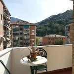 Bright For 5 Parking 20 Mins To Station Near Park And Shops Portovenere And Cinque Terre Panoramic Road Way La Spezia