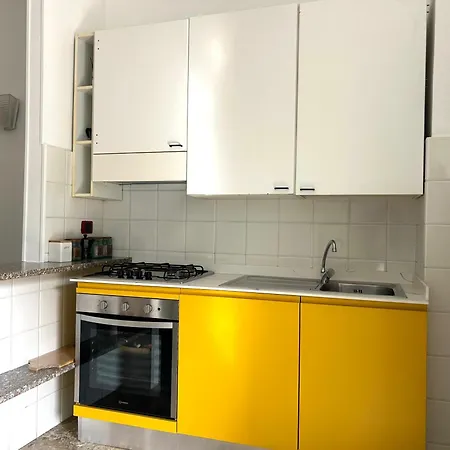 Bright For 5 Parking 20 Mins To Station Near Park And Shops Portovenere And Cinque Terre Panoramic Road Way