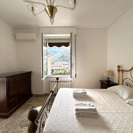 Bright For 5 With Private Parking Cinque Terre And Portovenere Gateway *
