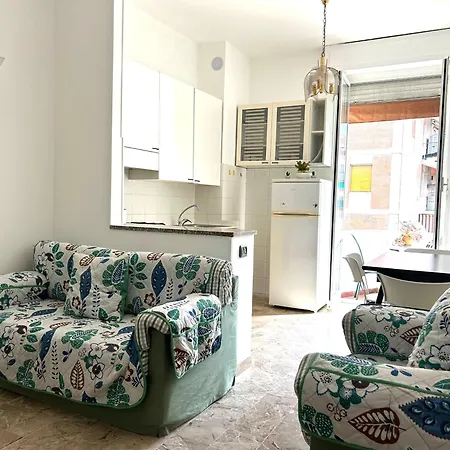 Appartamento Bright For 5 With Private Parking Cinque Terre And Portovenere Gateway La Spezia