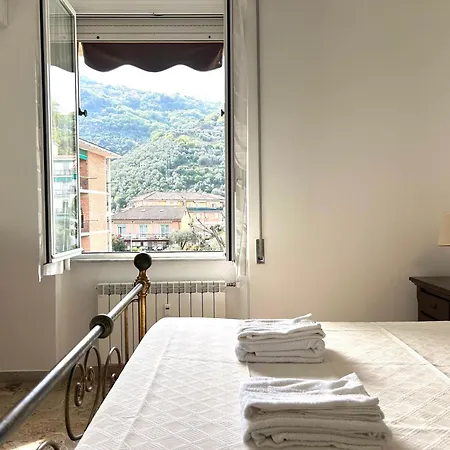 Bright For 5 With Private Parking Cinque Terre And Portovenere Gateway *