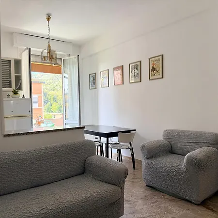 Bright For 5 With Private Parking Cinque Terre And Portovenere Gateway * La Spezia