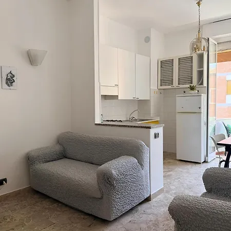 Bright For 5 With Private Parking Cinque Terre And Portovenere Gateway Appartamento